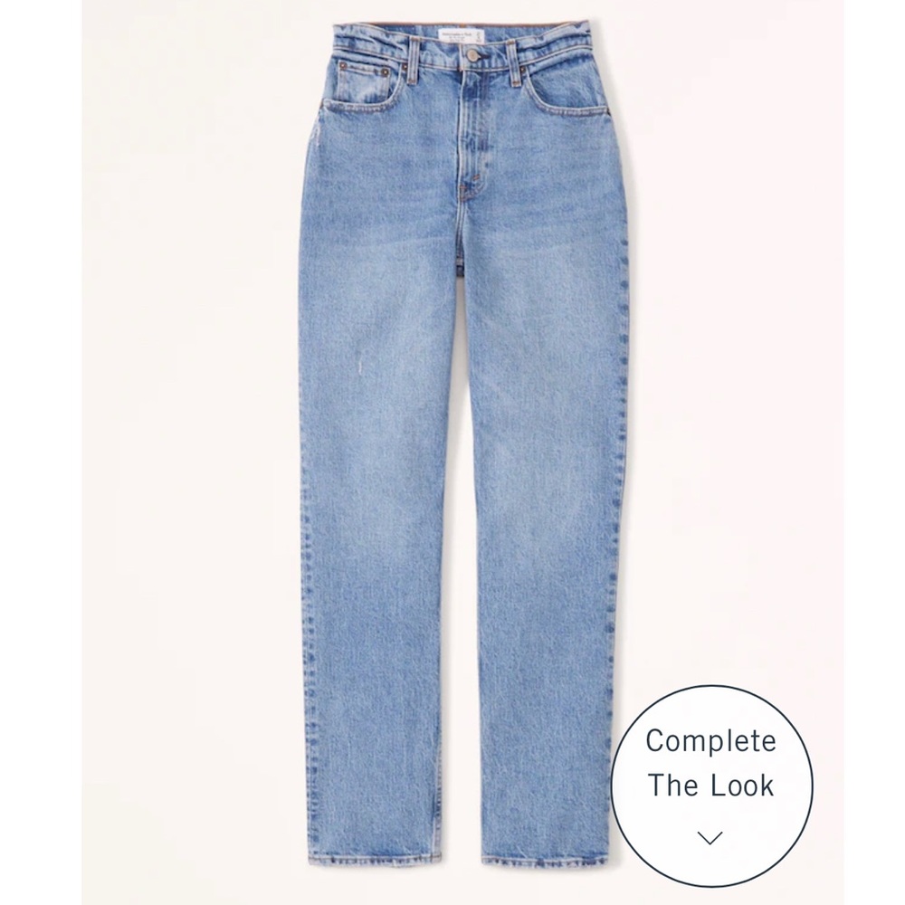 NWT - Abercrombie & Fitch Curve Love Ultra High Rise 90s Straight Jean!